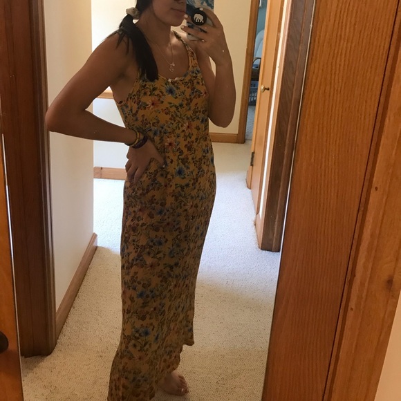 maxi floral dress - Picture 4 of 5